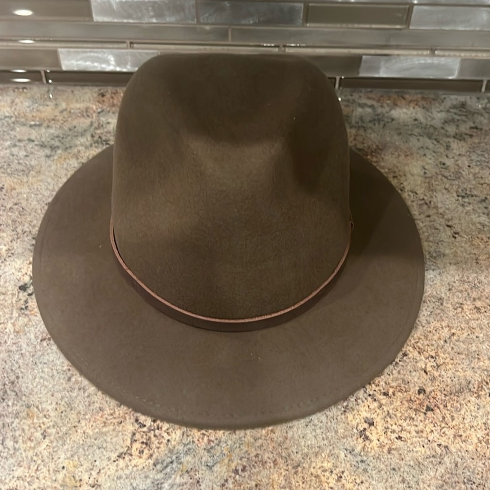 NWT Will+Bear Wool Hat Size M
